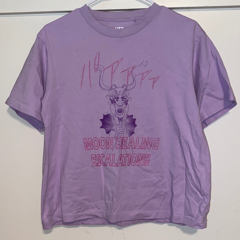 Exclusive uniqlo sailor moon colab